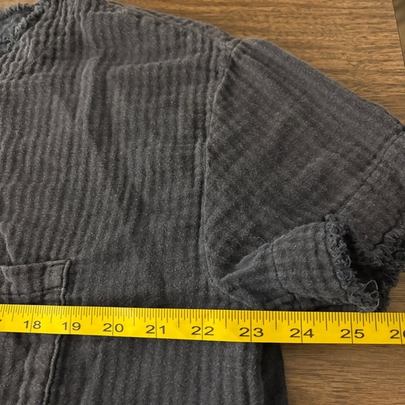 ❤️ Free People Palo Alto Pocket Tee - Dark Grey Gauze Raw Hem S - Picture 9 of 10